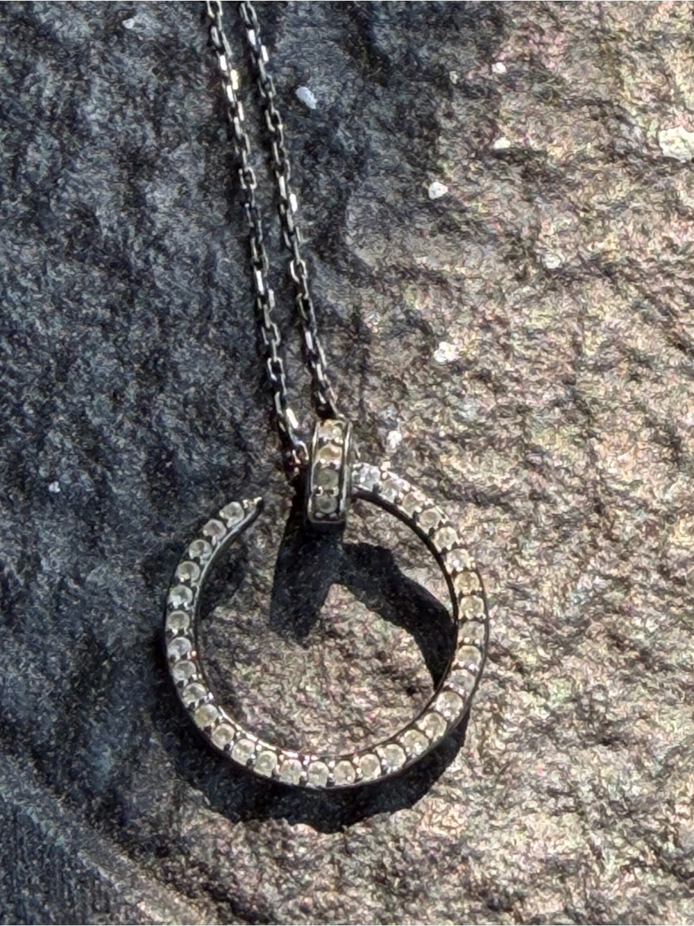 Elegant Silver Circle Pendant Necklace